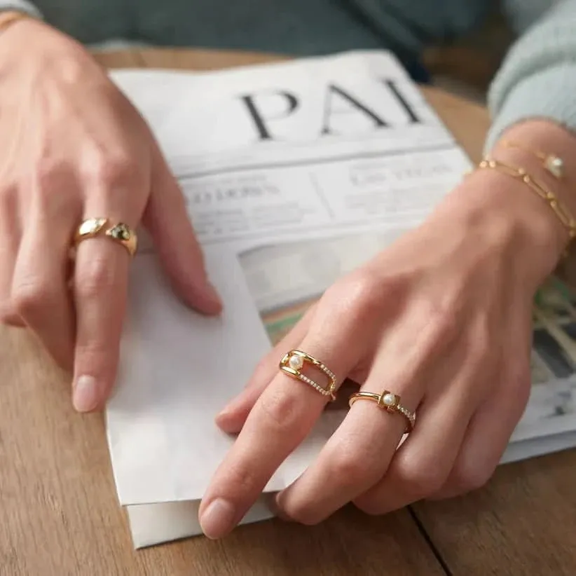 Ania Haie Gold Pearl Sparkle Interlock Ring R054-02G Ania Haie Jewellery