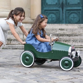 Baghera 1939 Ride On Classic Green Pedal Car