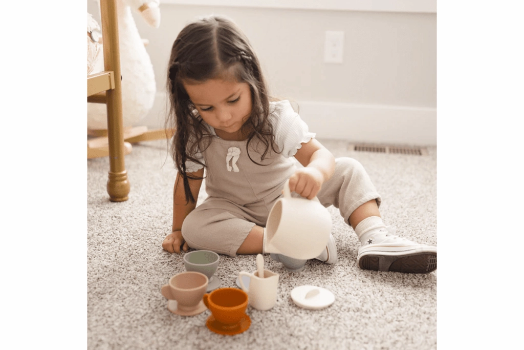 bug   bean Silicone Tea Set