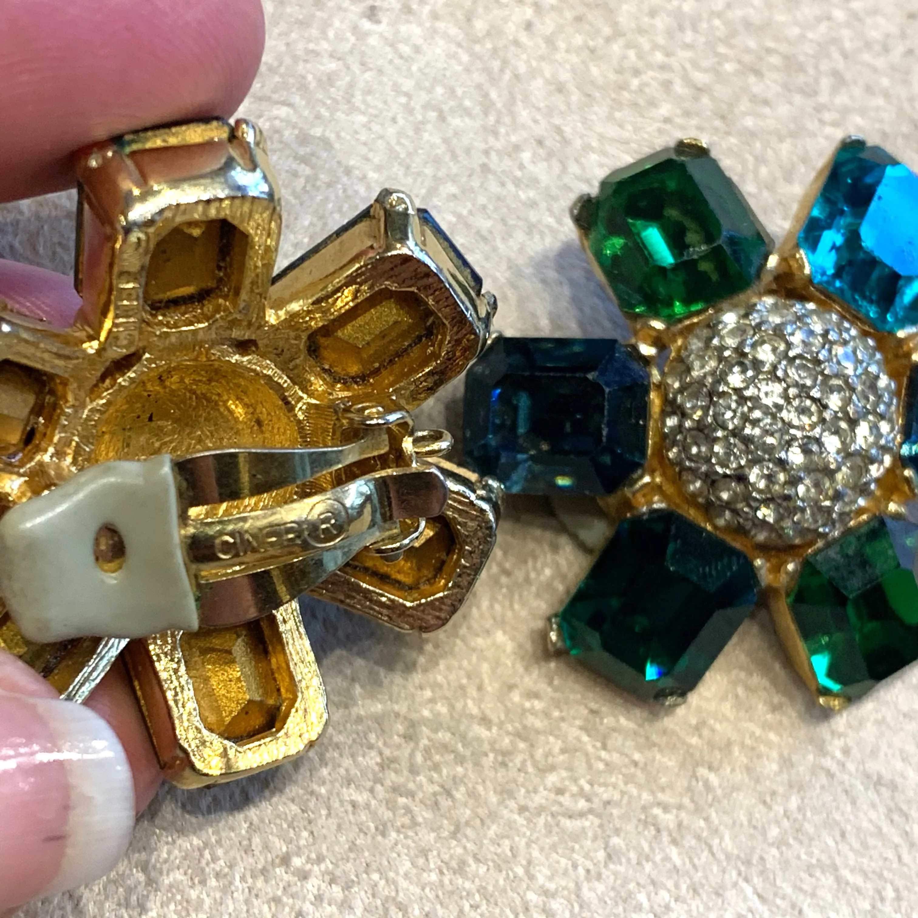 Ciner large green clip on earrings