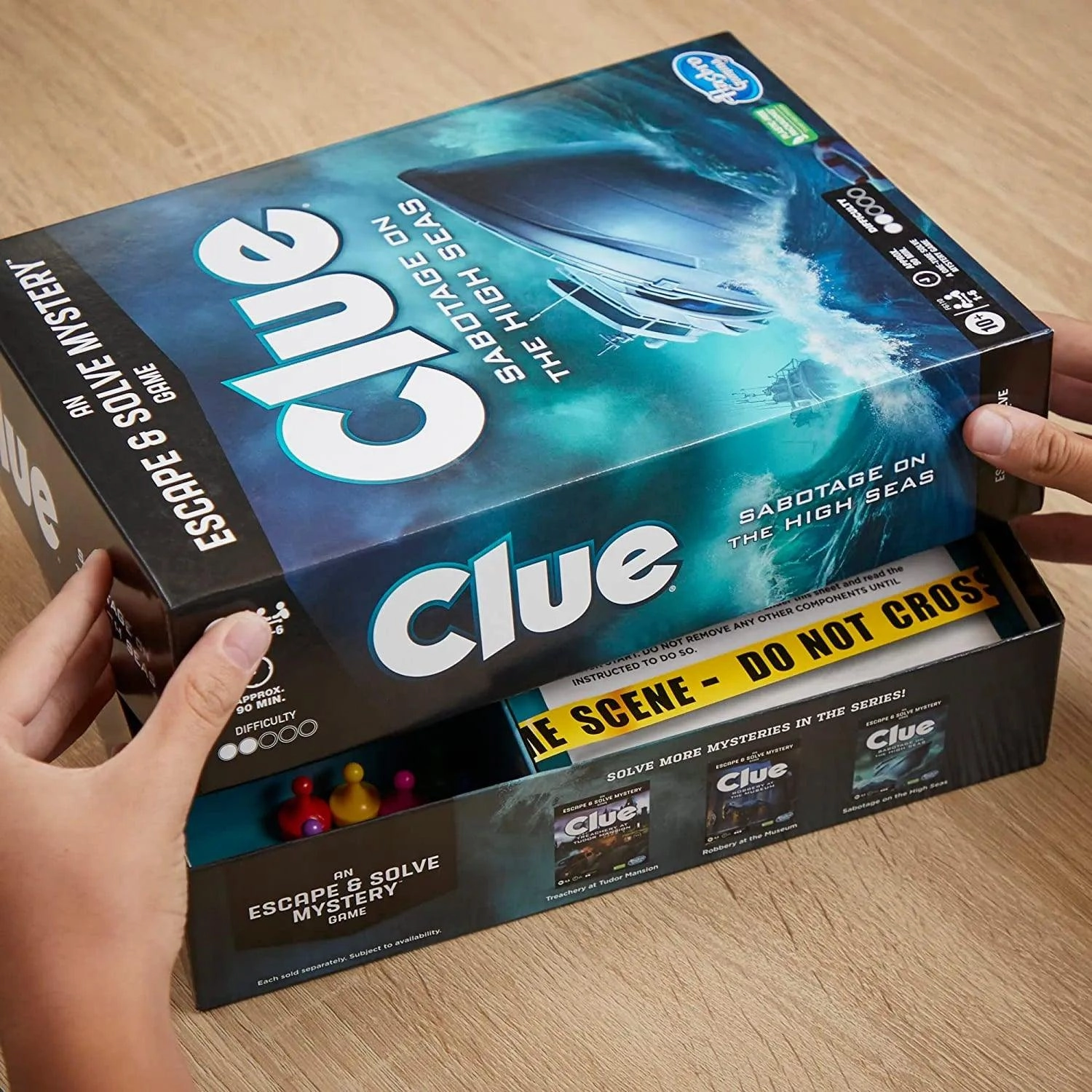 Clue Escape Sabotage on the High Seas Board Game