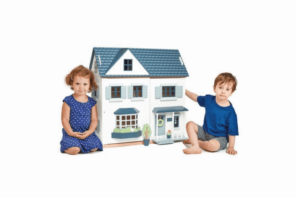 Dovetail Doll House