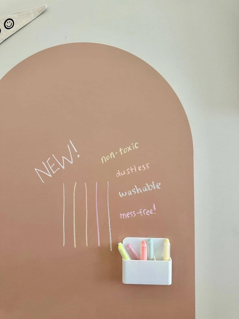 Dustless Chalk Crayons   Magnetic Holder Bundle for Magic Playwall