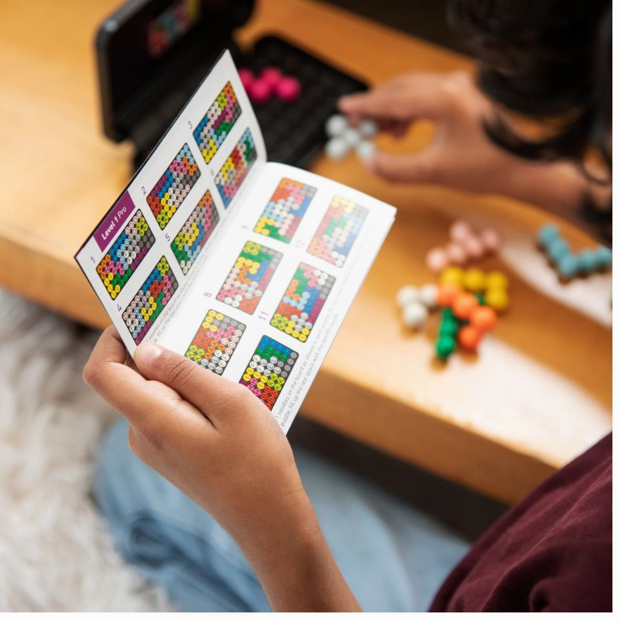 Educational Insights - Kanoodle Game