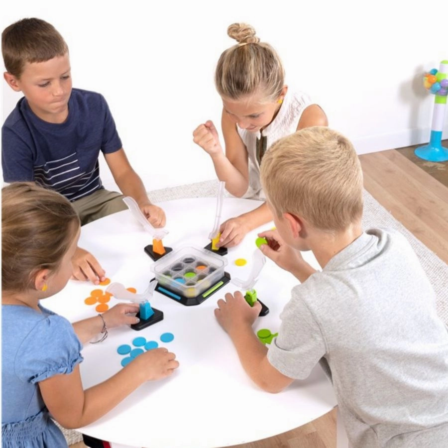 Fat Brain Toy Co - Flyfecta Strategy Game