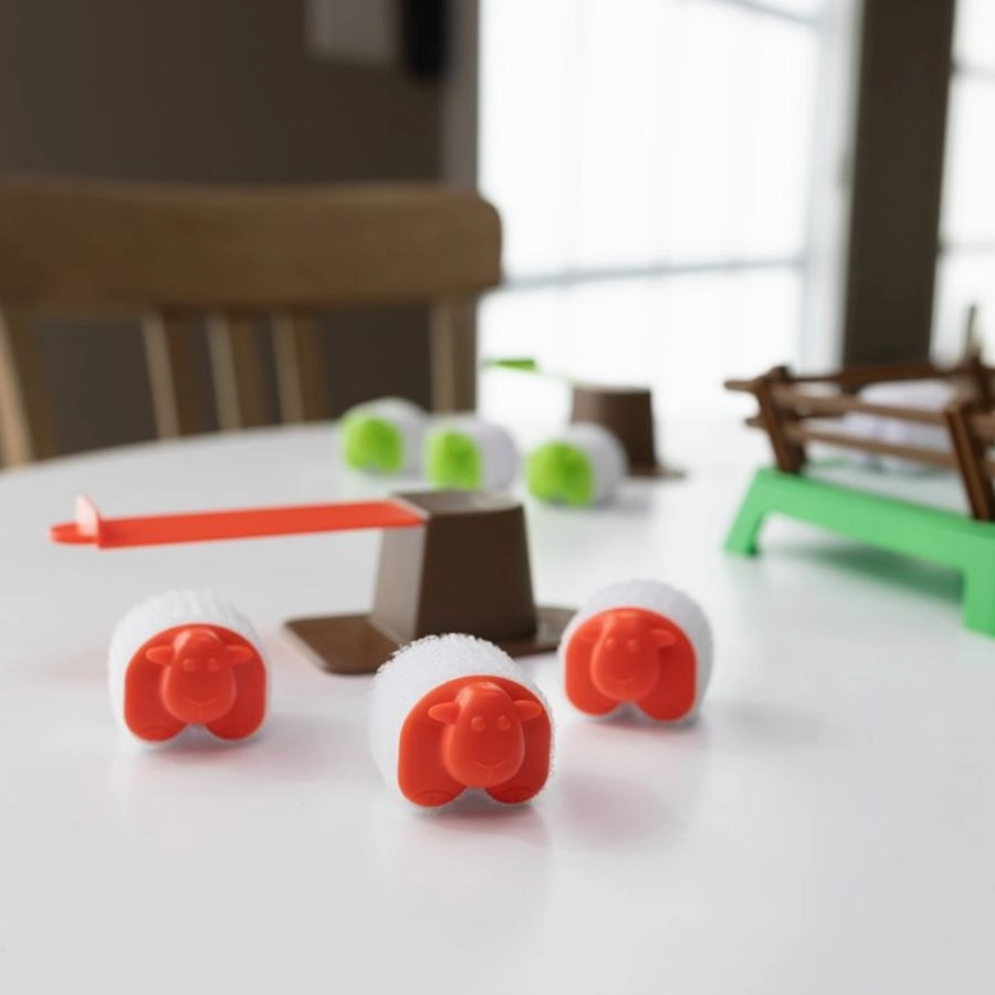Fat Brain Toy Co - Heap O Sheep Game