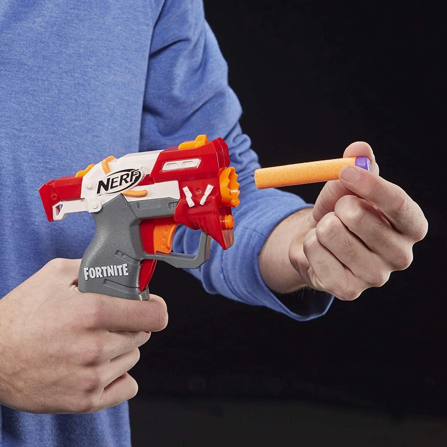 Fortnite TS Nerf MicroShots Dart-Firing Toy Blaster and 2 Nerf Darts