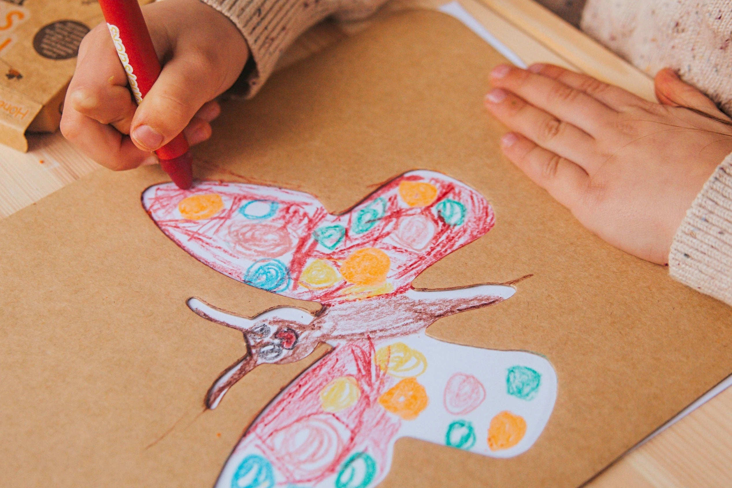 Honeysticks Stencils and Crayons Activity Set