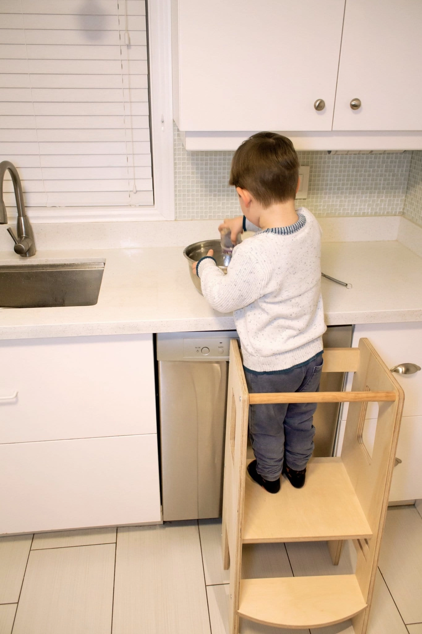 Learning Tower   FREE Toddler Knife