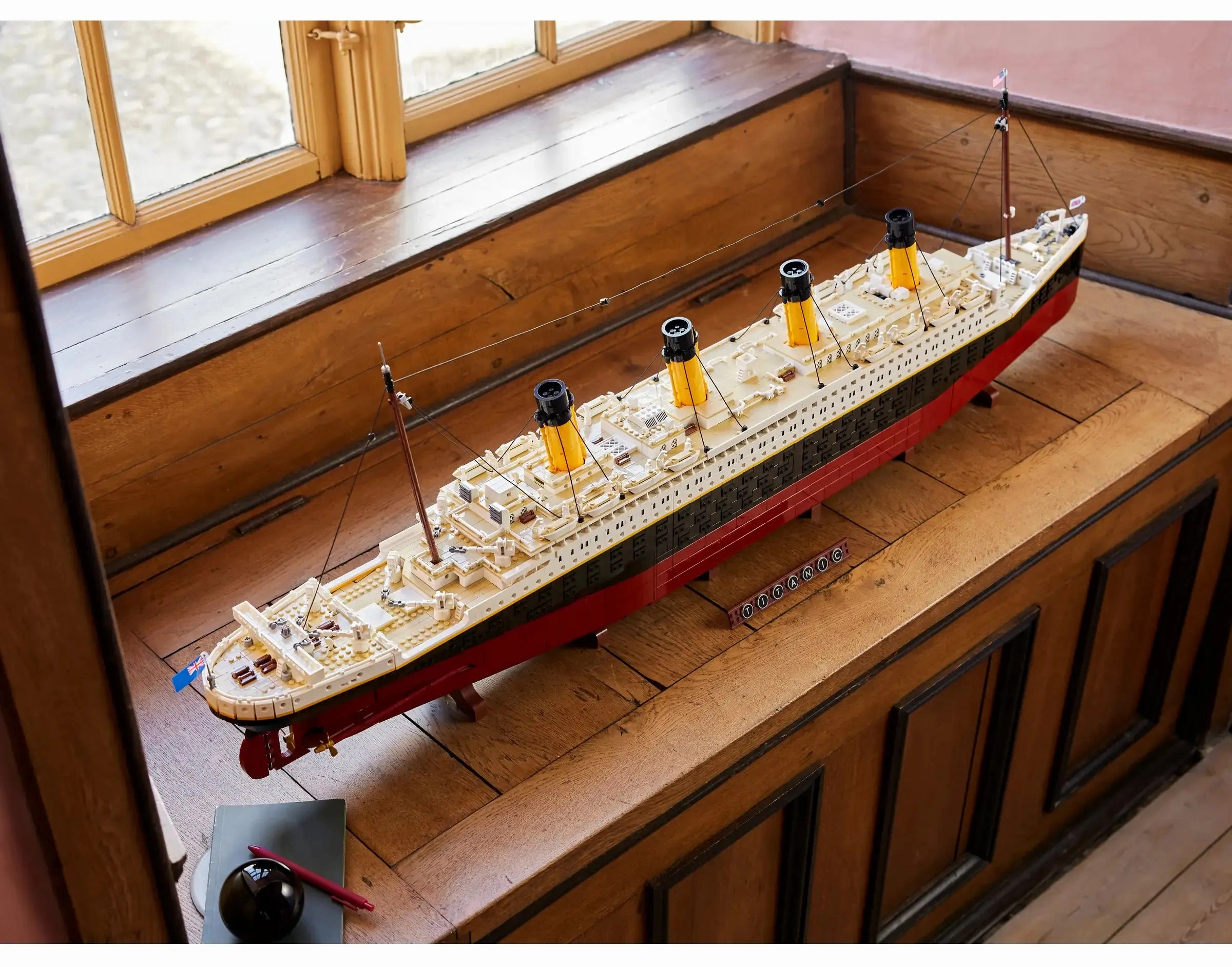 LEGO 10294 CREATOR EXPERT Titanic Collectors Edition for Adults