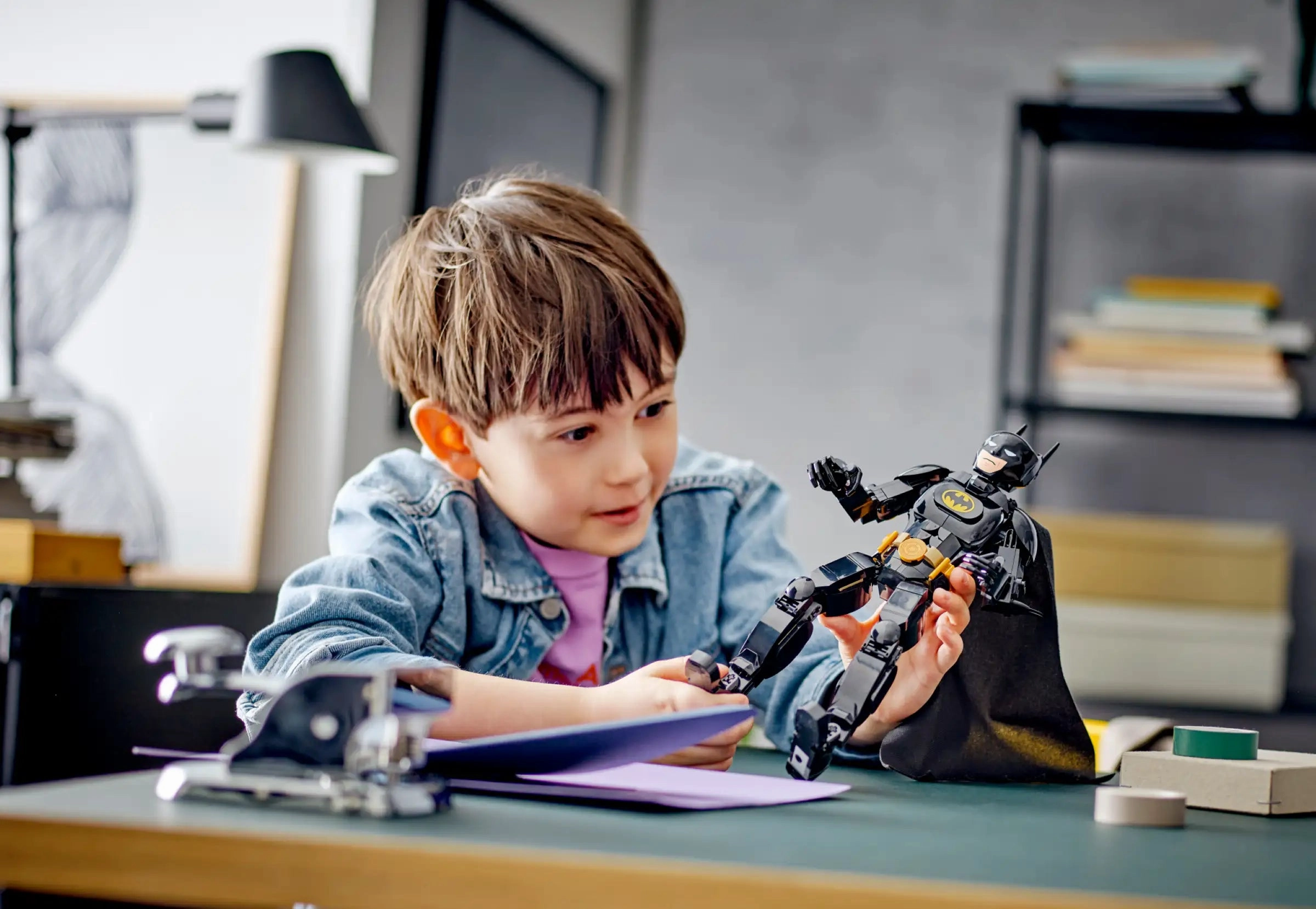 LEGO BATMAN 76259 Construction Figure