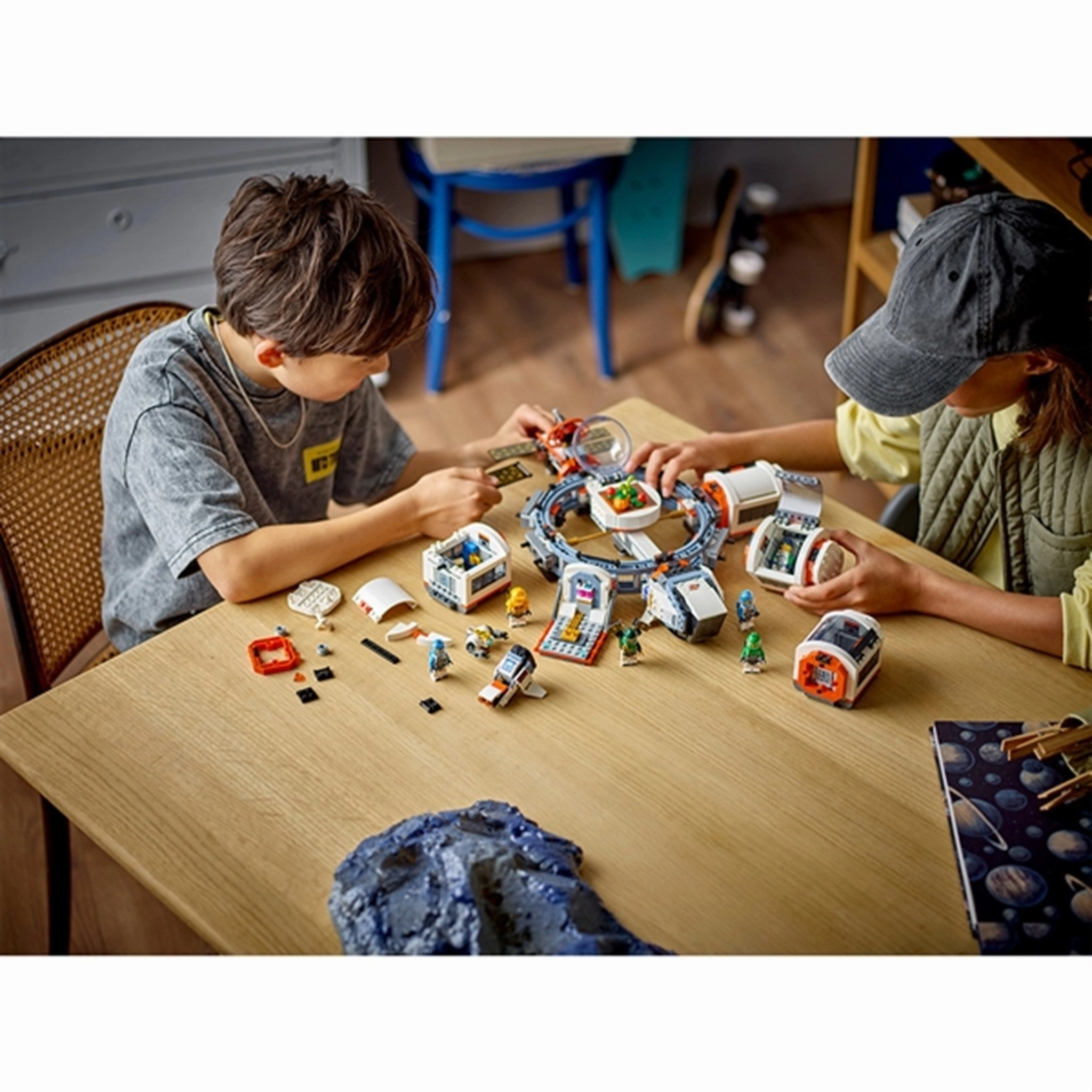 LEGO City Modular Space Station