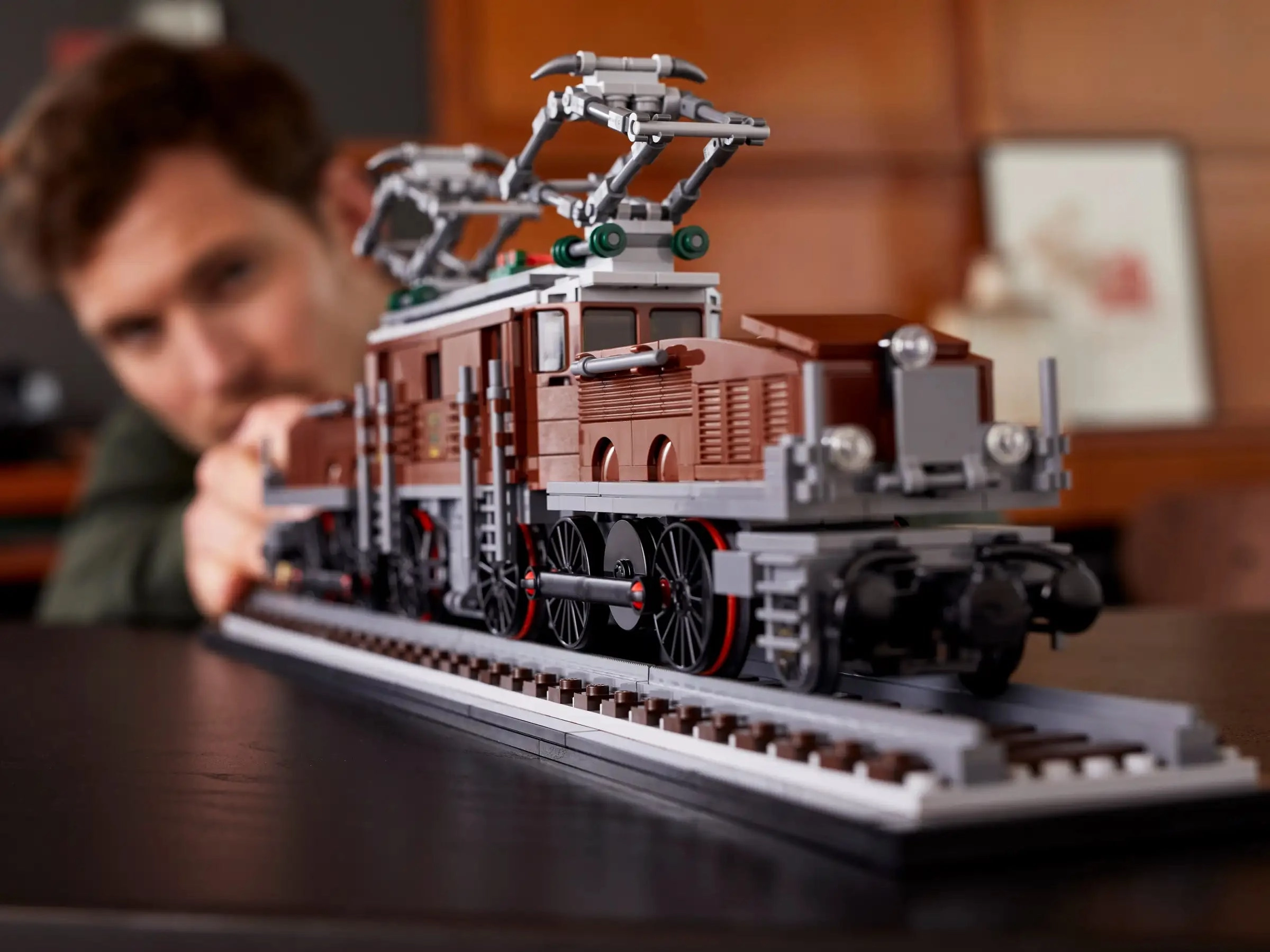 LEGO CREATOR 10277 Crocodile Locomotive