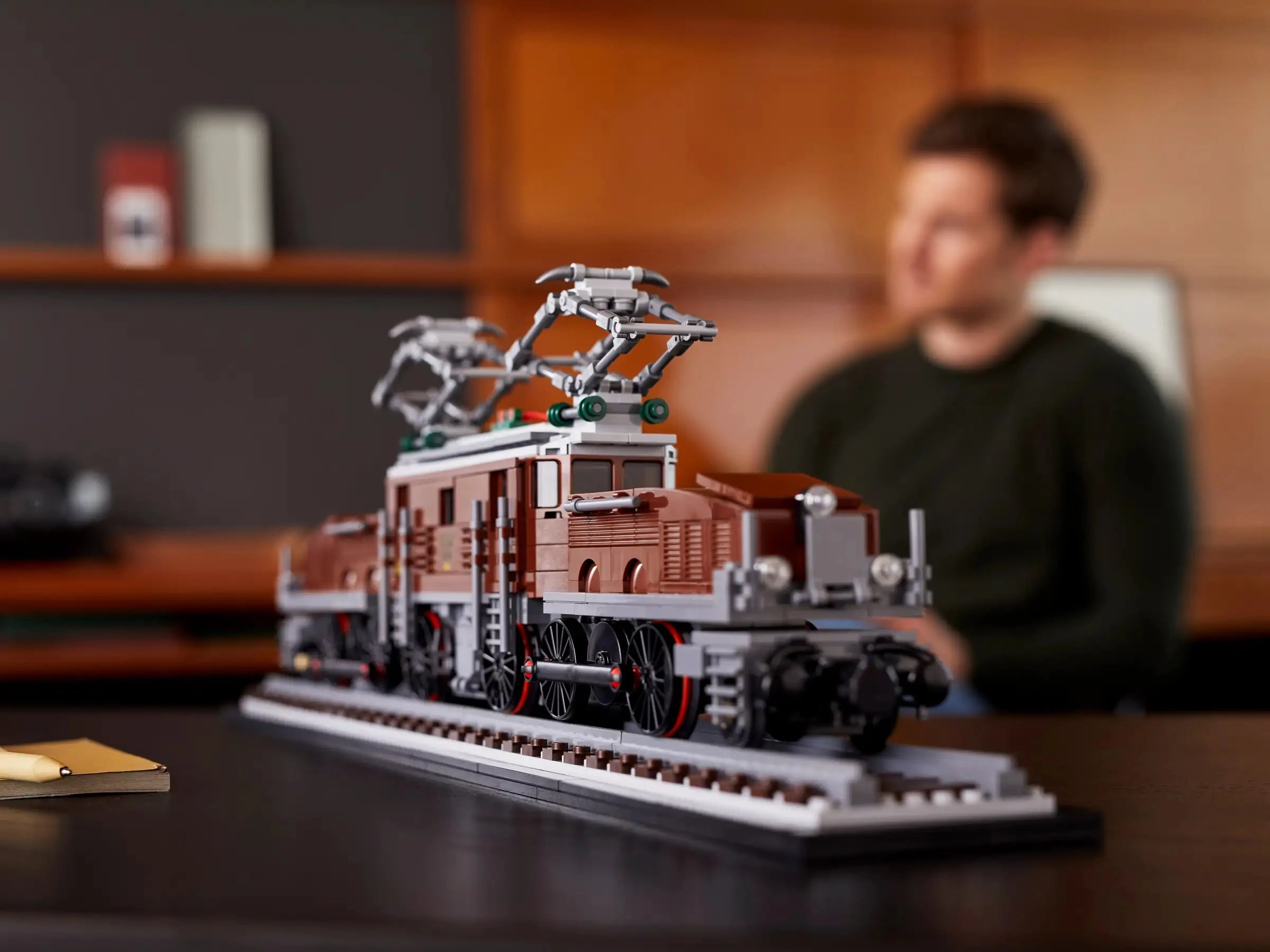LEGO CREATOR 10277 Crocodile Locomotive