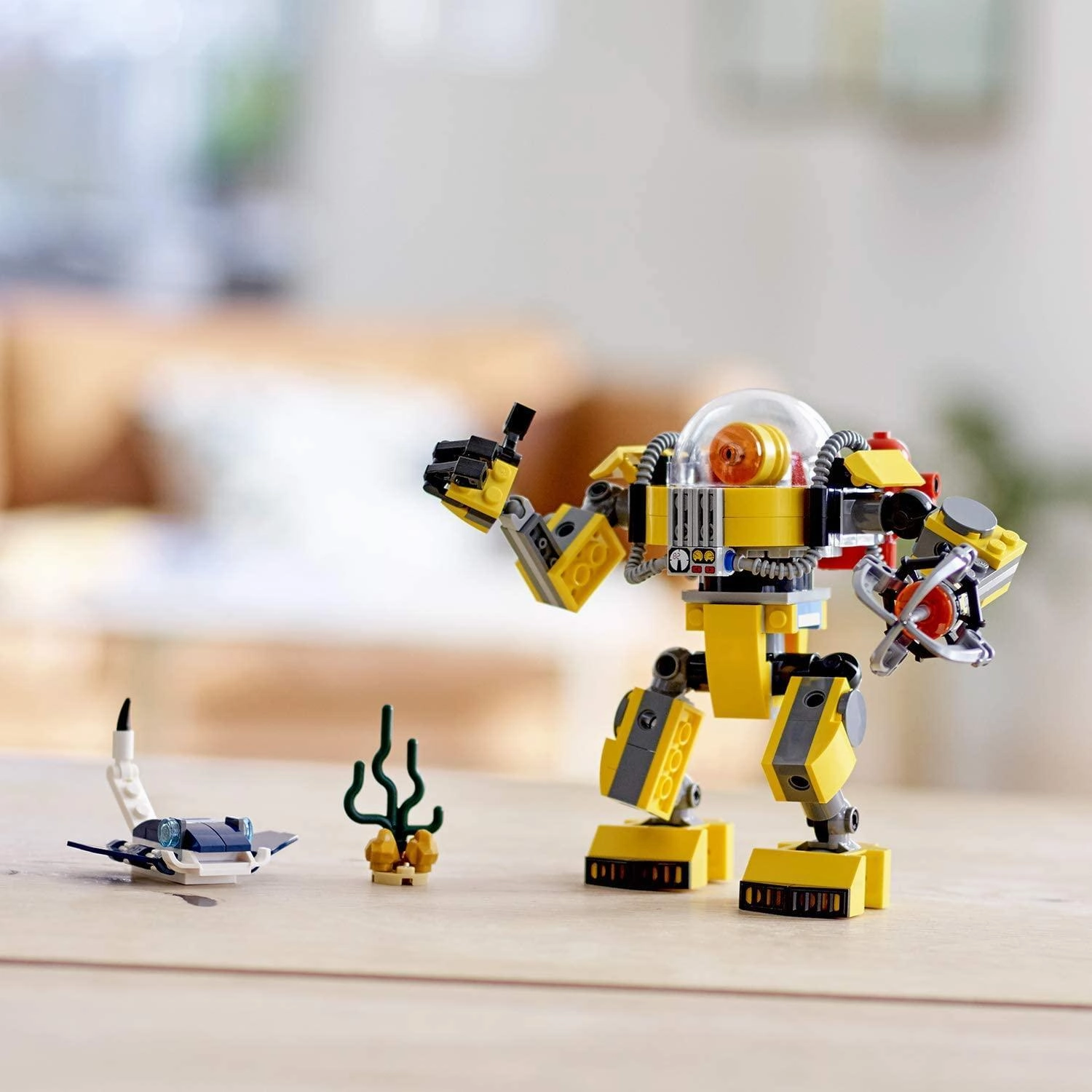 LEGO CREATOR 3in131090 Underwater Robot Crane and Submarine