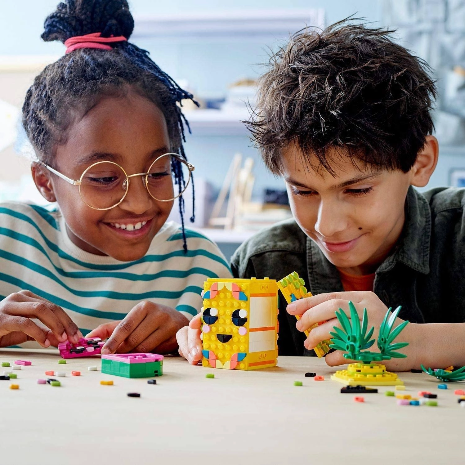 LEGO DOTS 41906 Pineapple Pencil Holder