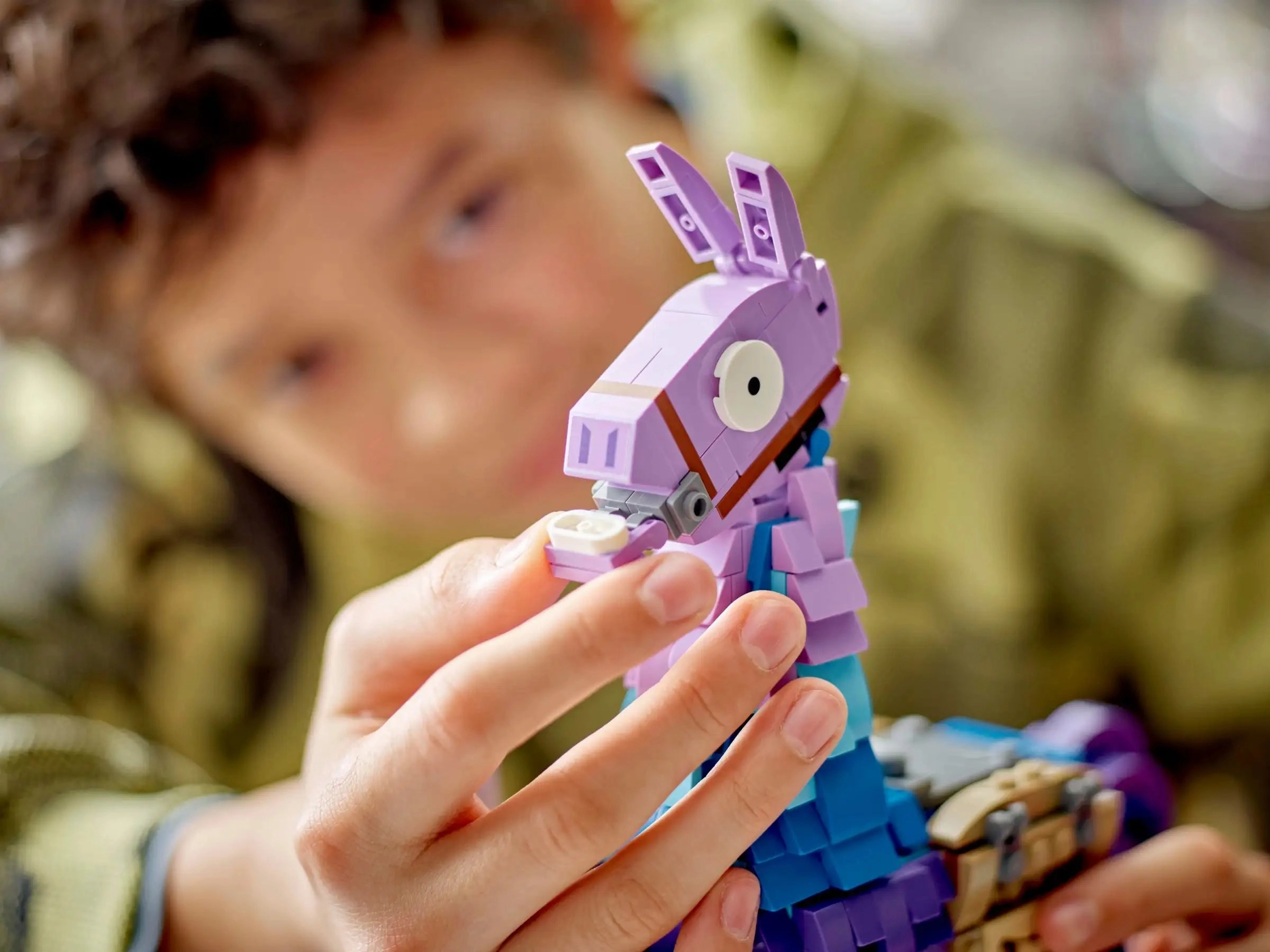 LEGO FORTNIGHT 77071 Supply Llama