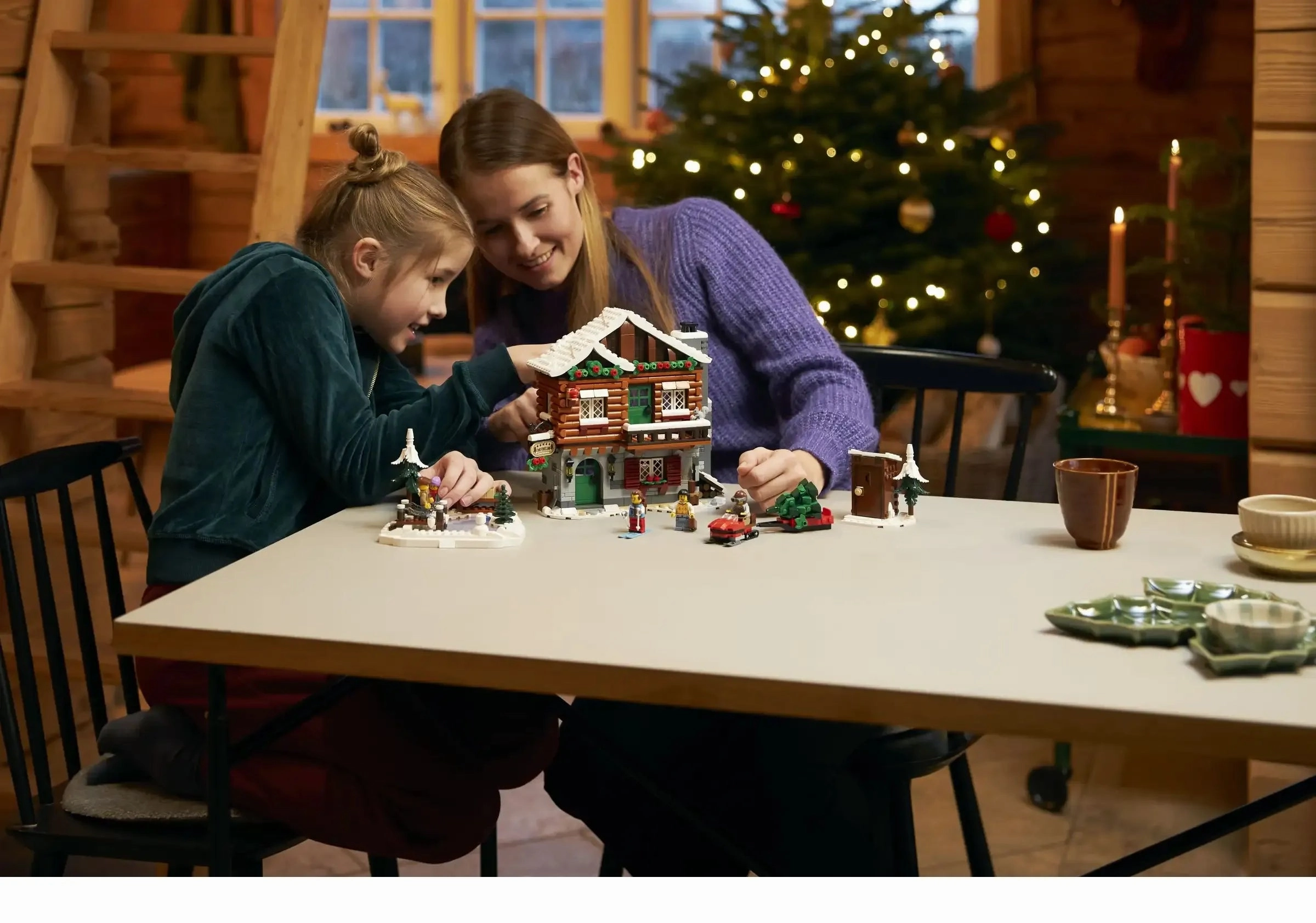 LEGO ICONS 10325 Alpine Lodge