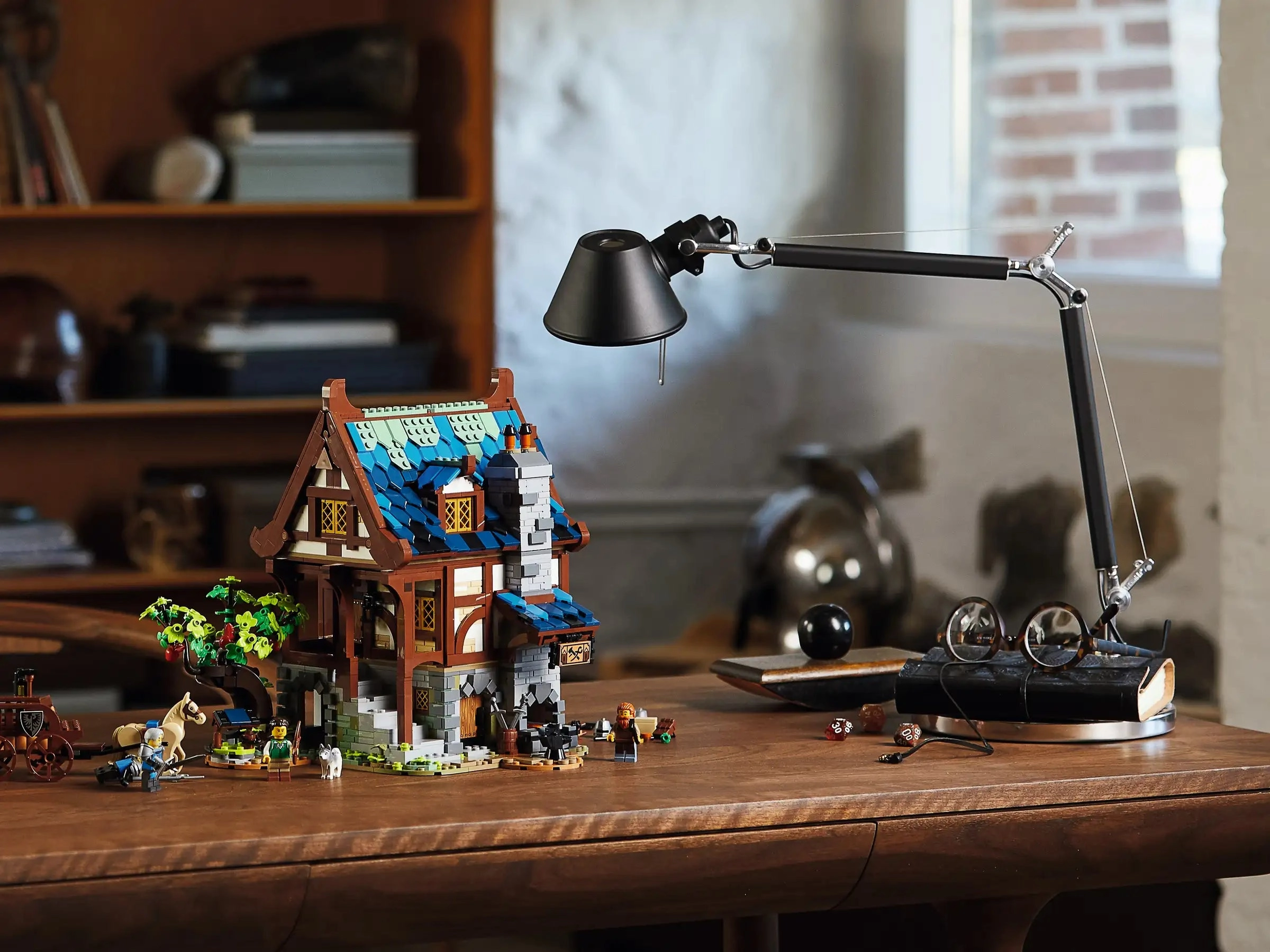 LEGO IDEAS 21325 Medieval Blacksmith
