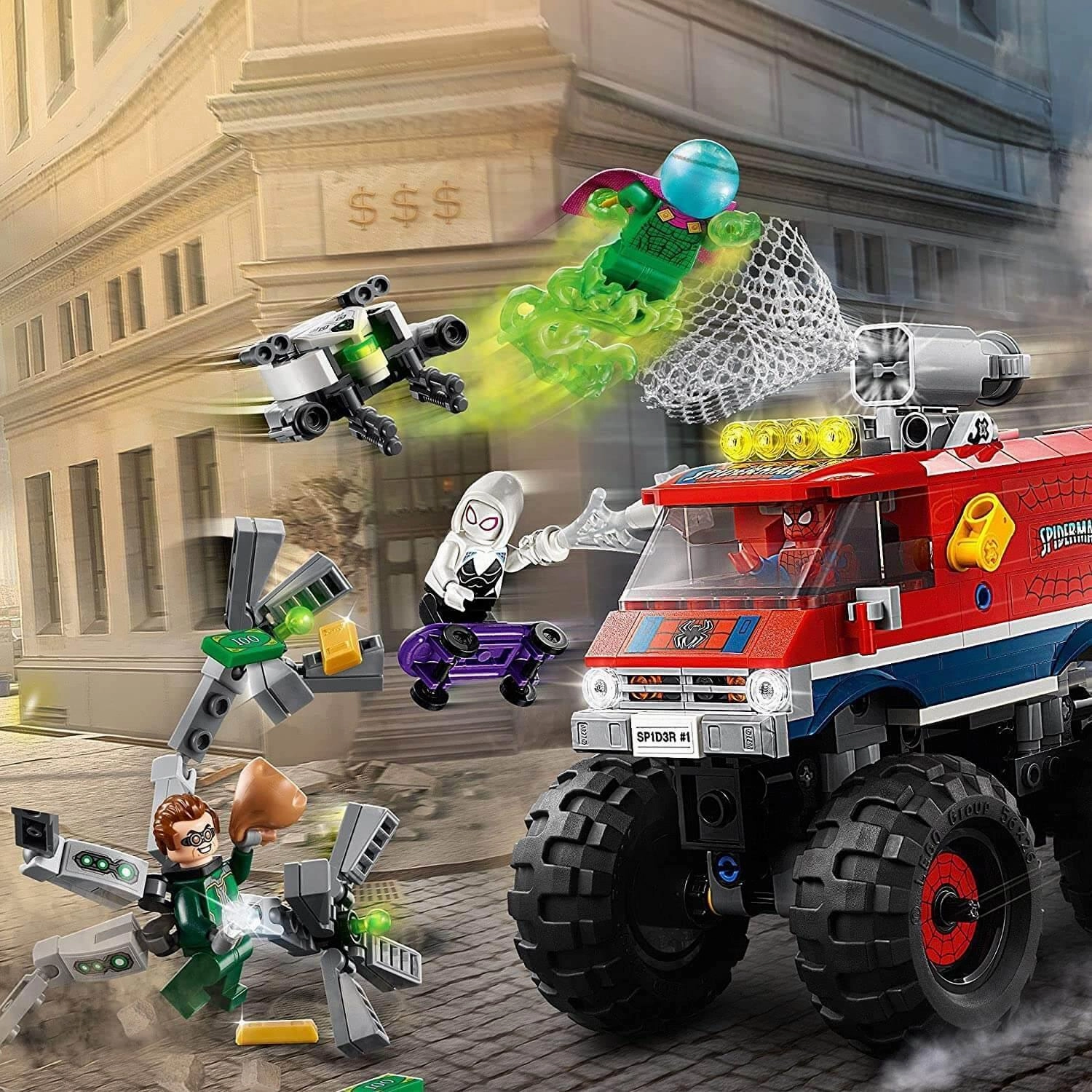 LEGO MARVEL 76174 Super Heroes Marvel Spider-Man's Monster Truck vs. Mysterio