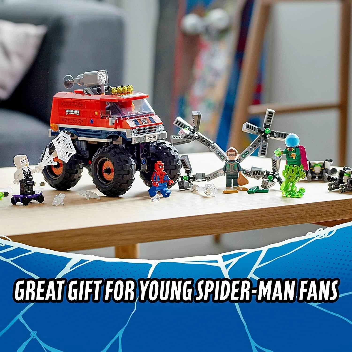 LEGO MARVEL 76174 Super Heroes Marvel Spider-Man's Monster Truck vs. Mysterio