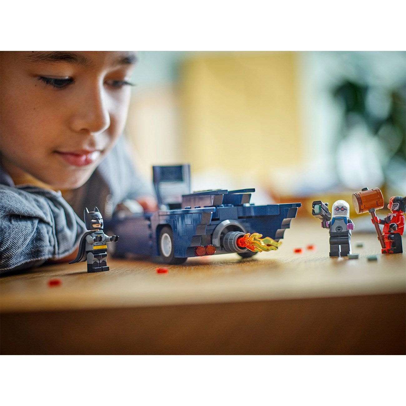LEGO MarvelBatman And Batmobile mod Harley Quinn And Mr. Freeze