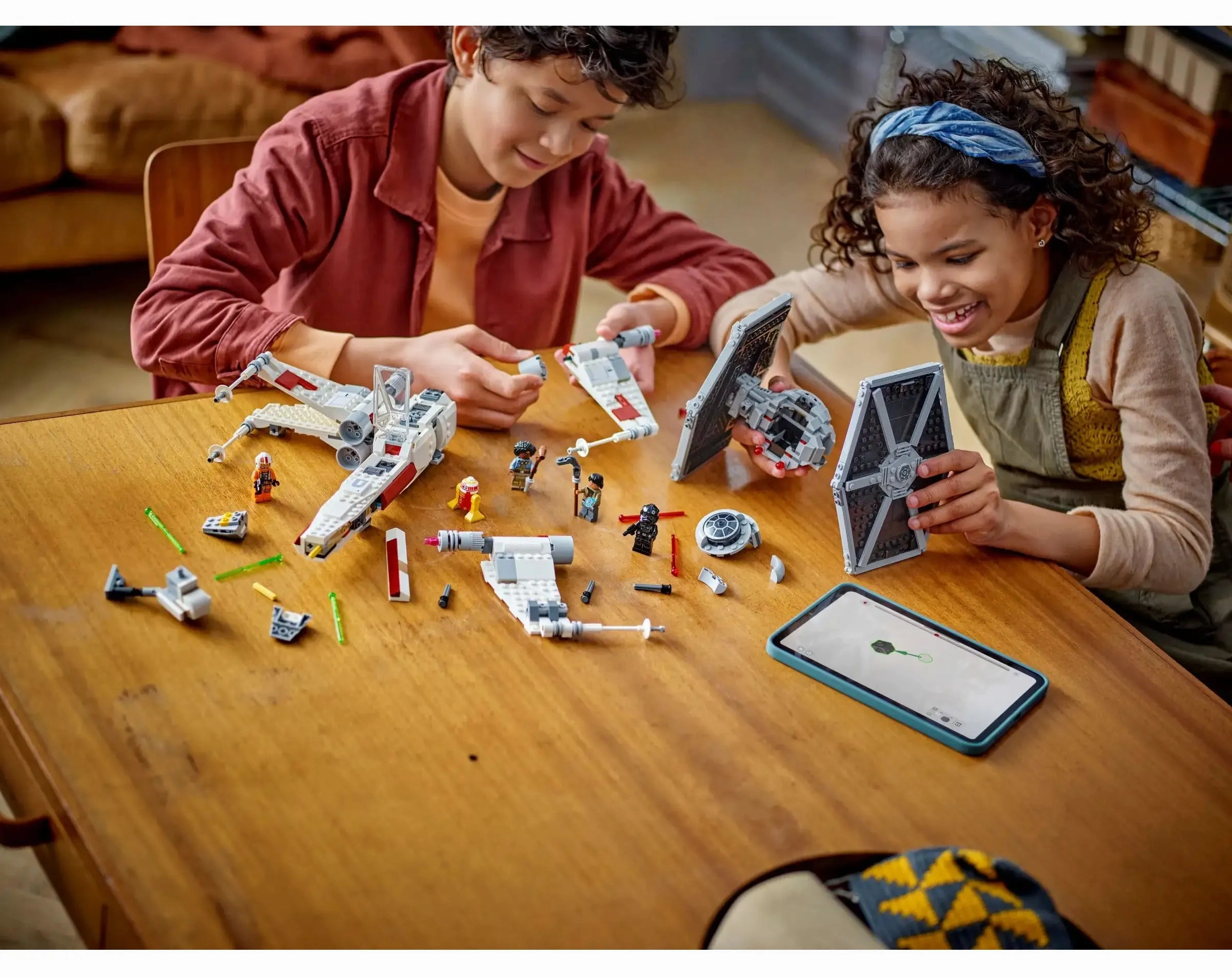 LEGO STAR WARS 75393 TIE Fighter & X-Wing Mash-up