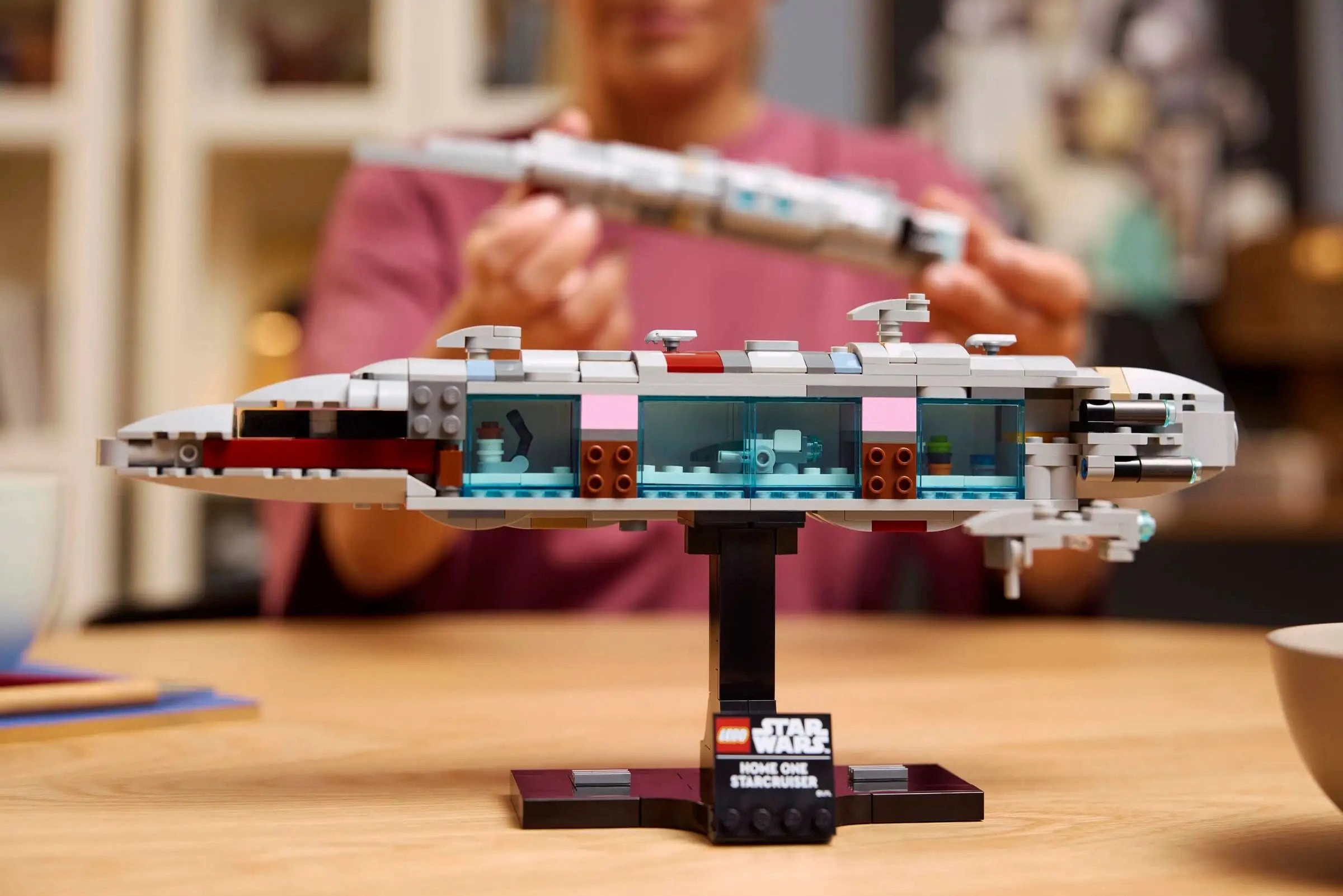 LEGO STAR WARS 75405 Home One Starcruiser