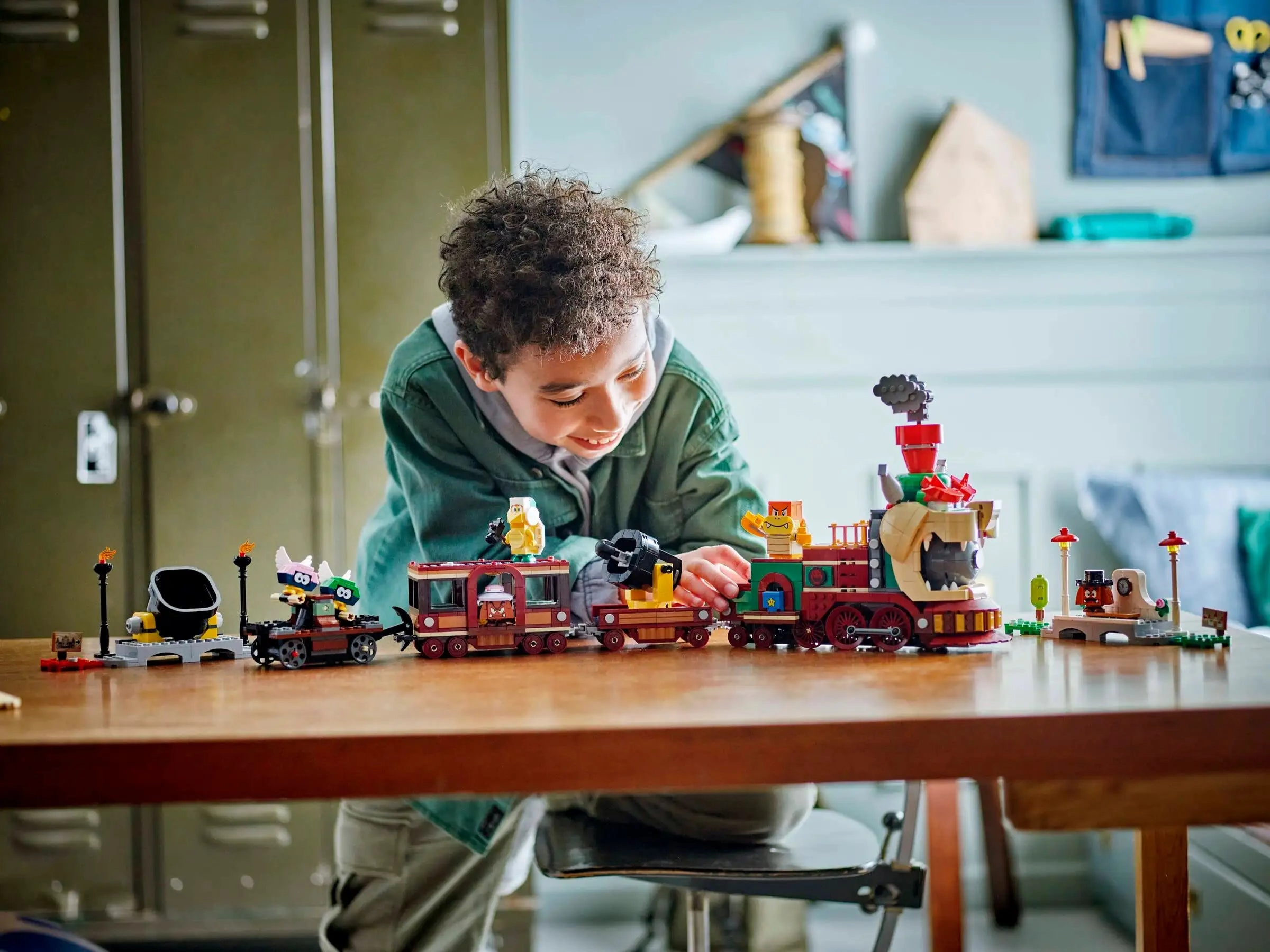 LEGO SUPER MARIO 71437 The Bowser Express Train