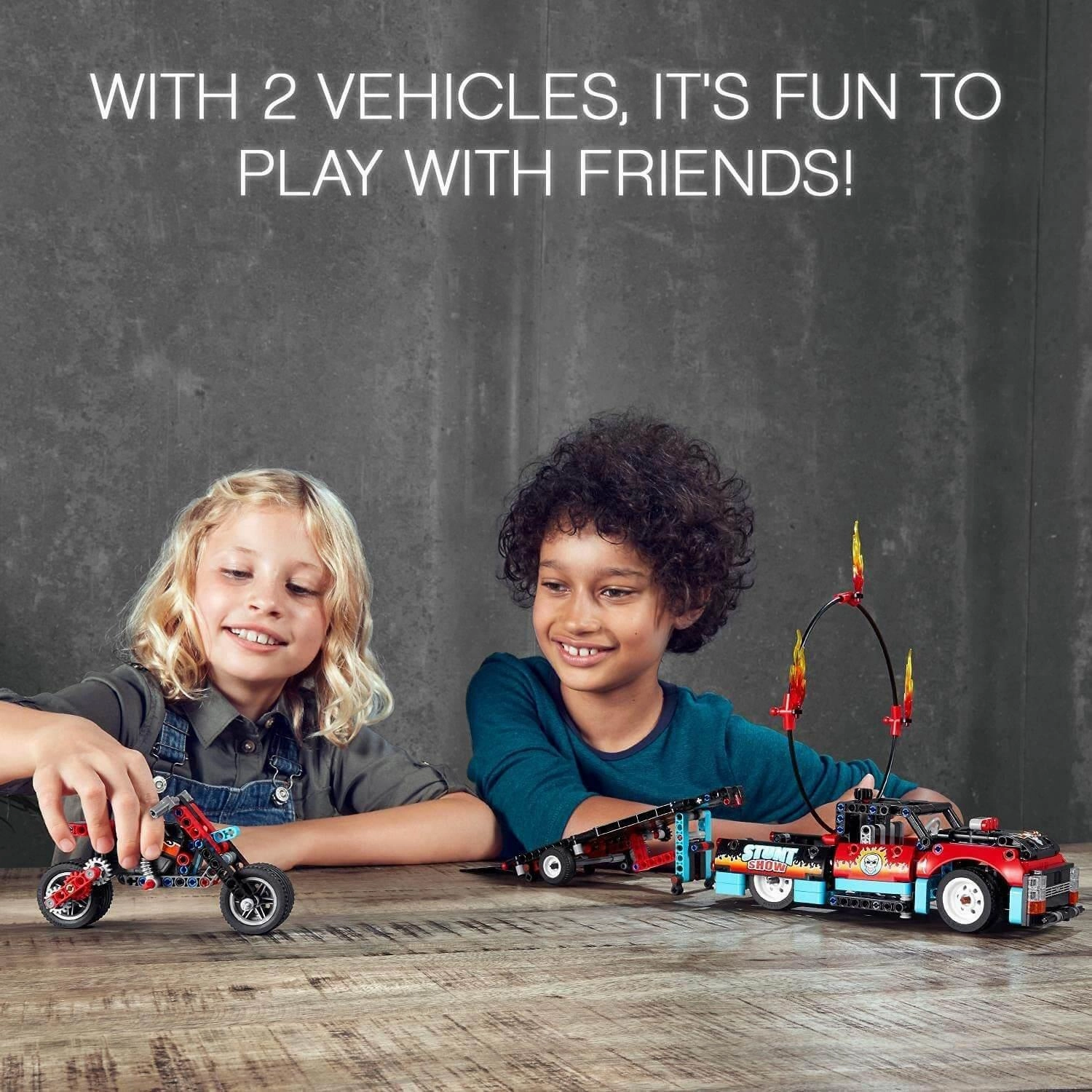 LEGO TECHNIC 42106 Stunt Show Truck & Bike Toys Set