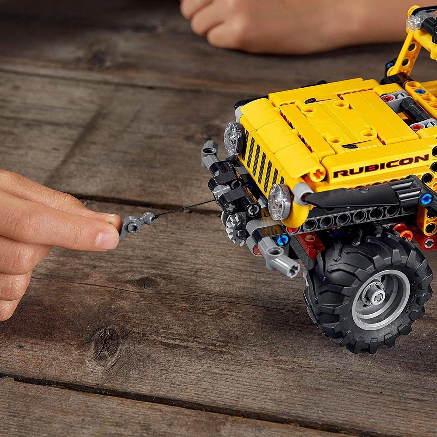 LEGO TECHNIC 42122 Jeep Wrangler 4x4 Toy Car Building Set