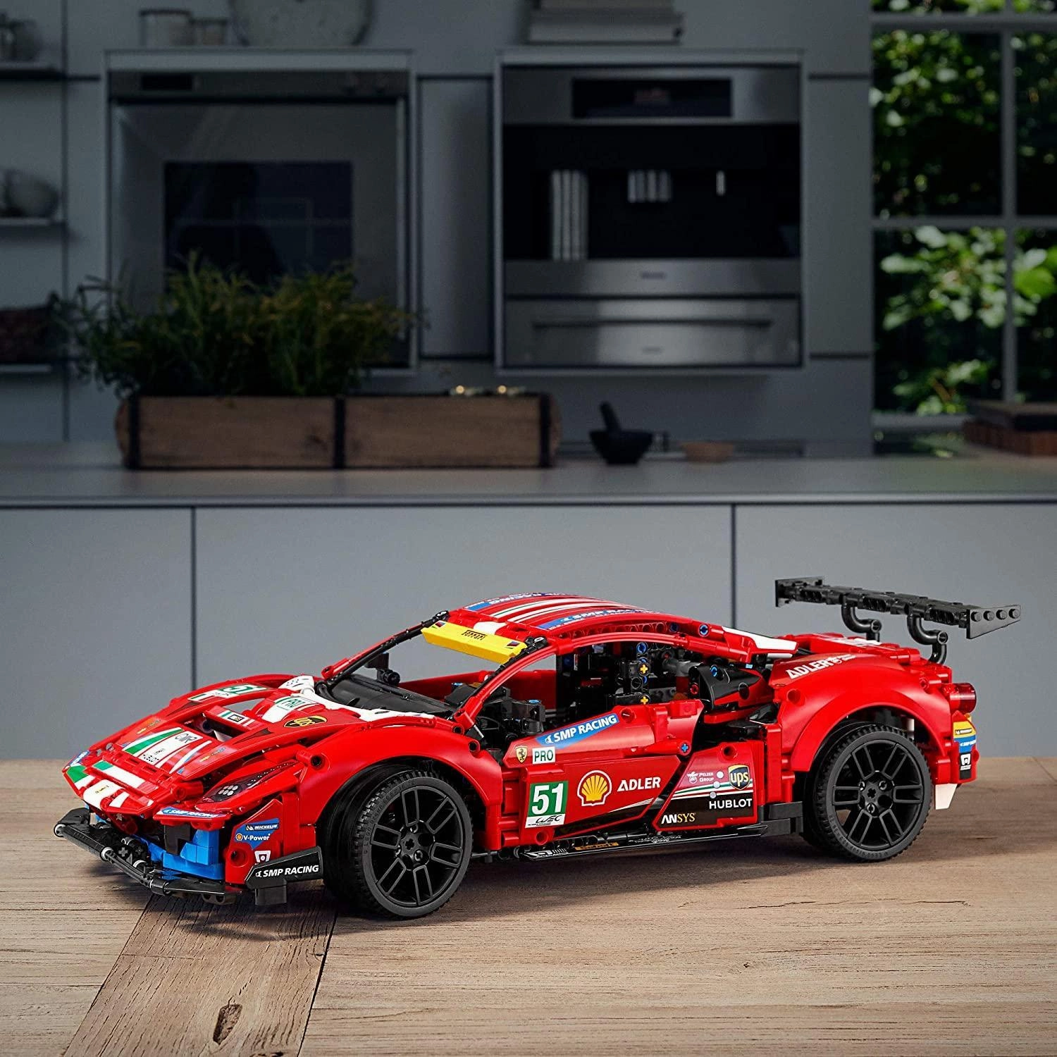 LEGO TECHNIC 42125 Ferrari 488 GTE AF Corse #51