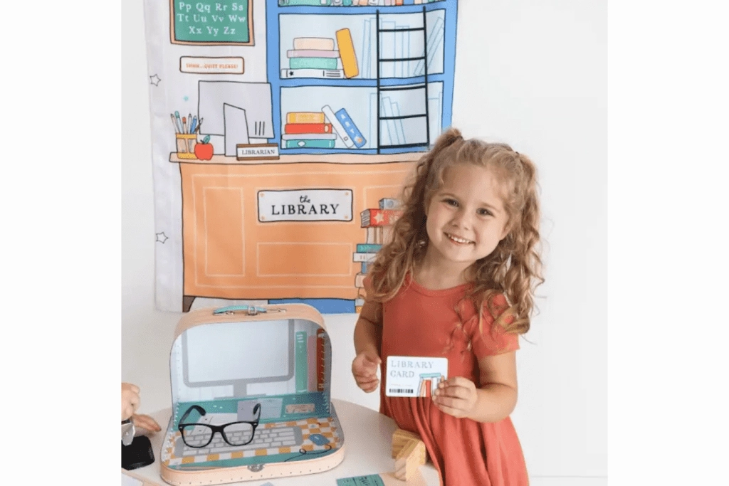 Library Pretend Play Kit
