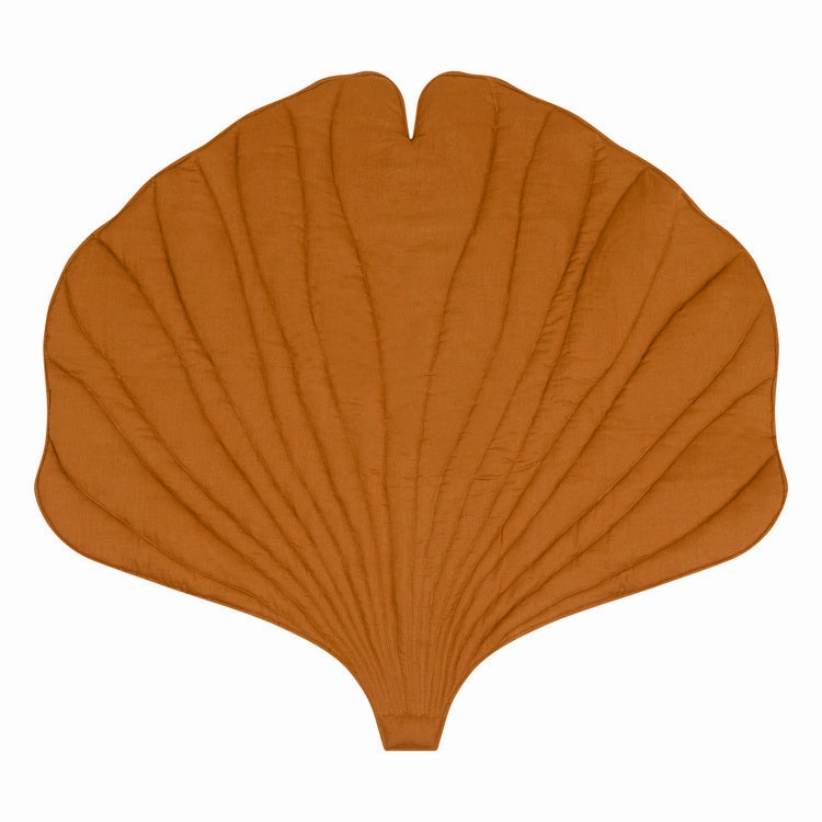 Linen Caramel Ginkgo Leaf Mat