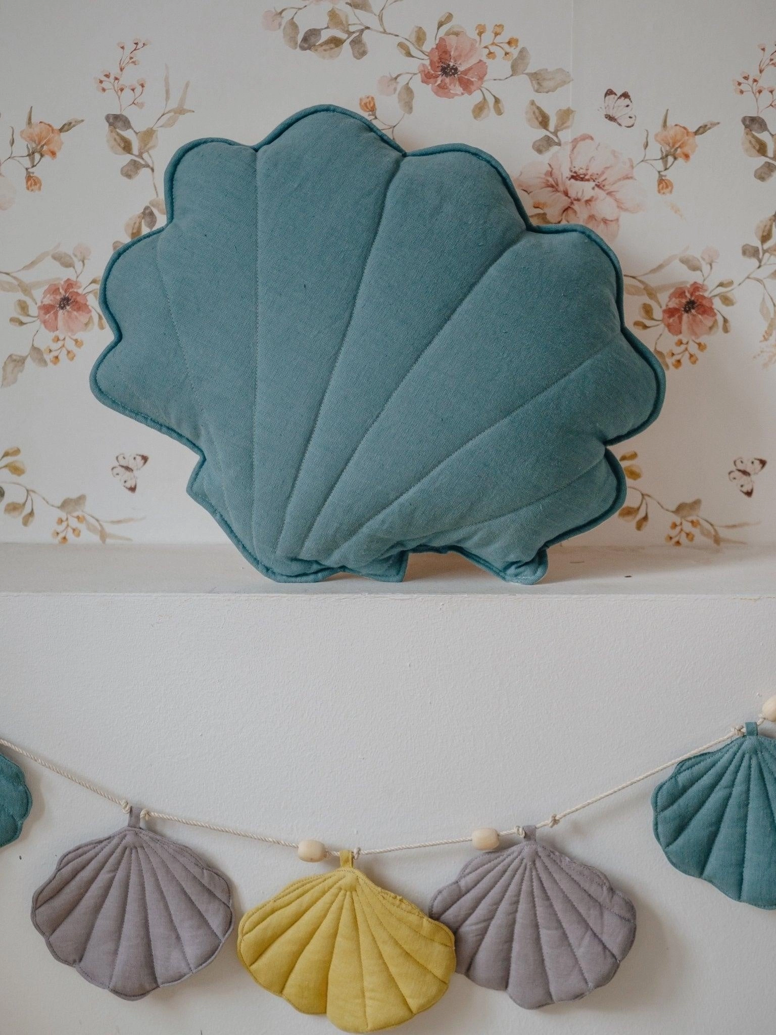 Linen Eye of the Sea Shell Pillow