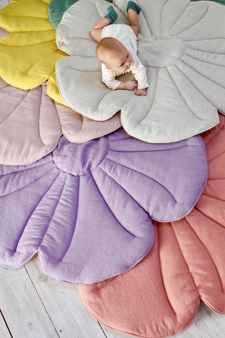 Linen "Powder Rose" Flower Mat