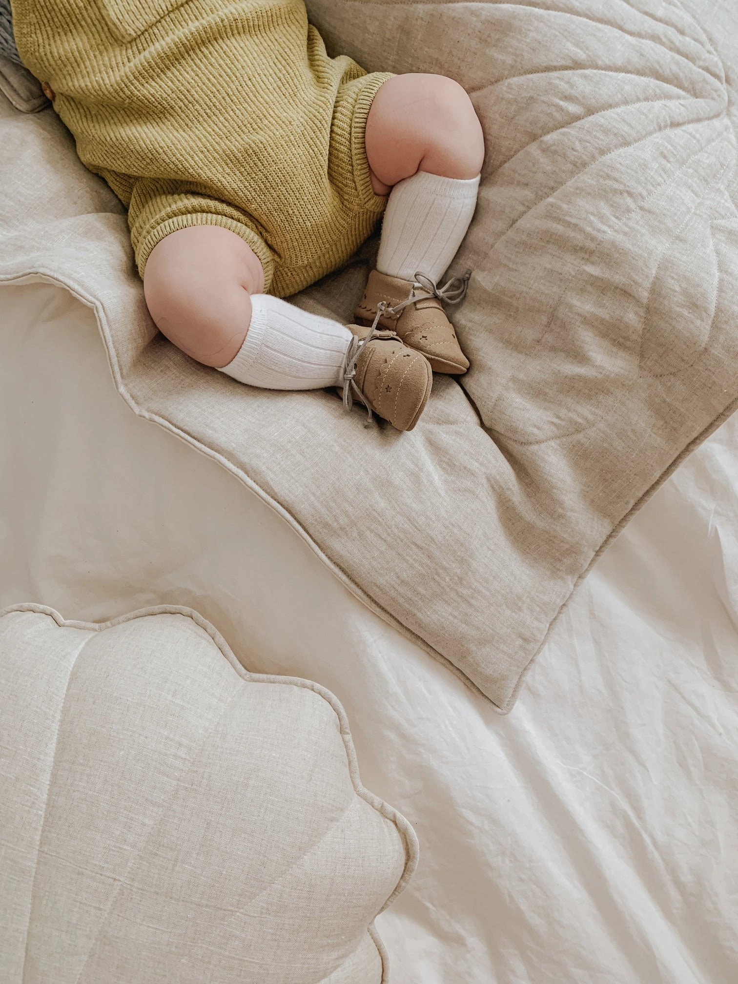 Linen "Sand Shell Pillow