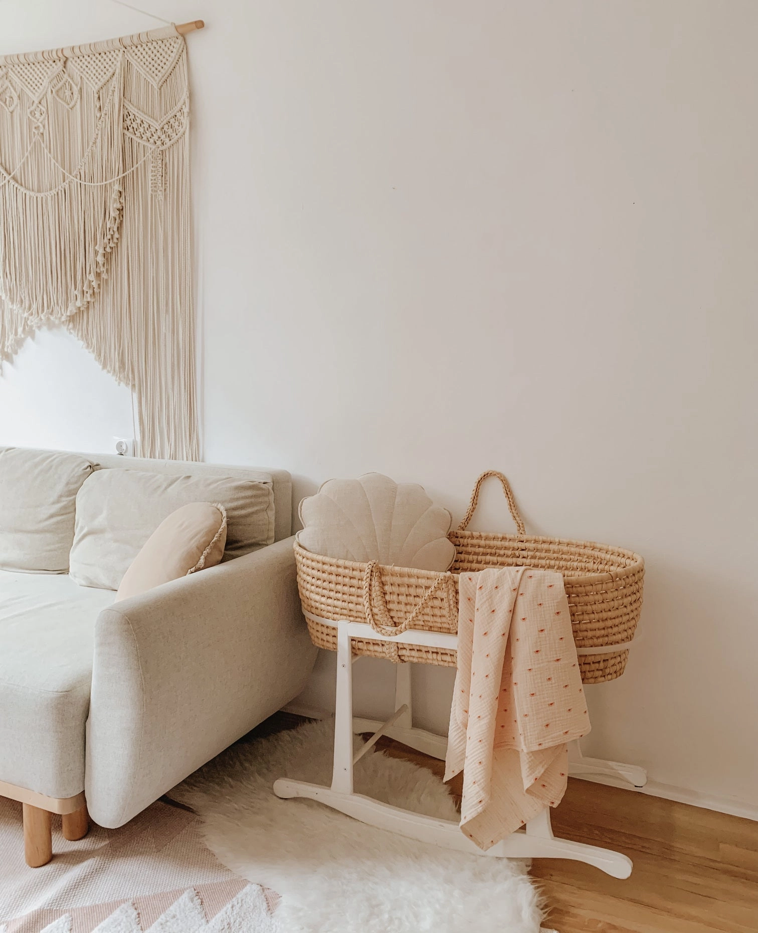 Linen "Sand Shell Pillow