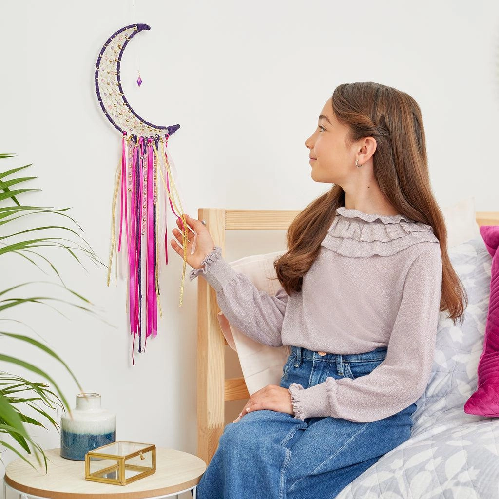 Make It Real 1417 - Lunar Dream Catcher with Lights