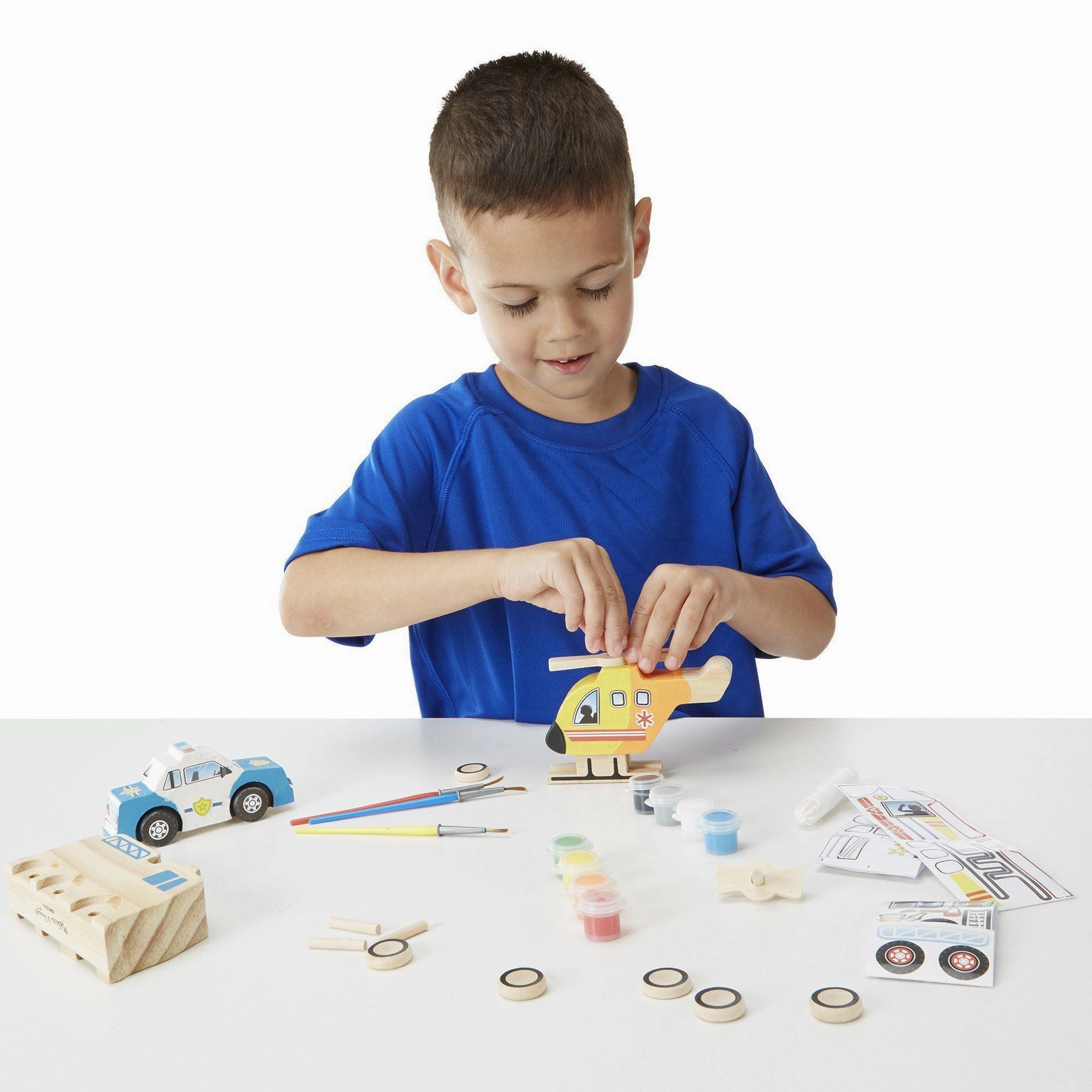Melissa & Doug 19528 Created by Me! Rescue Vehicles Wooden Craft Kit