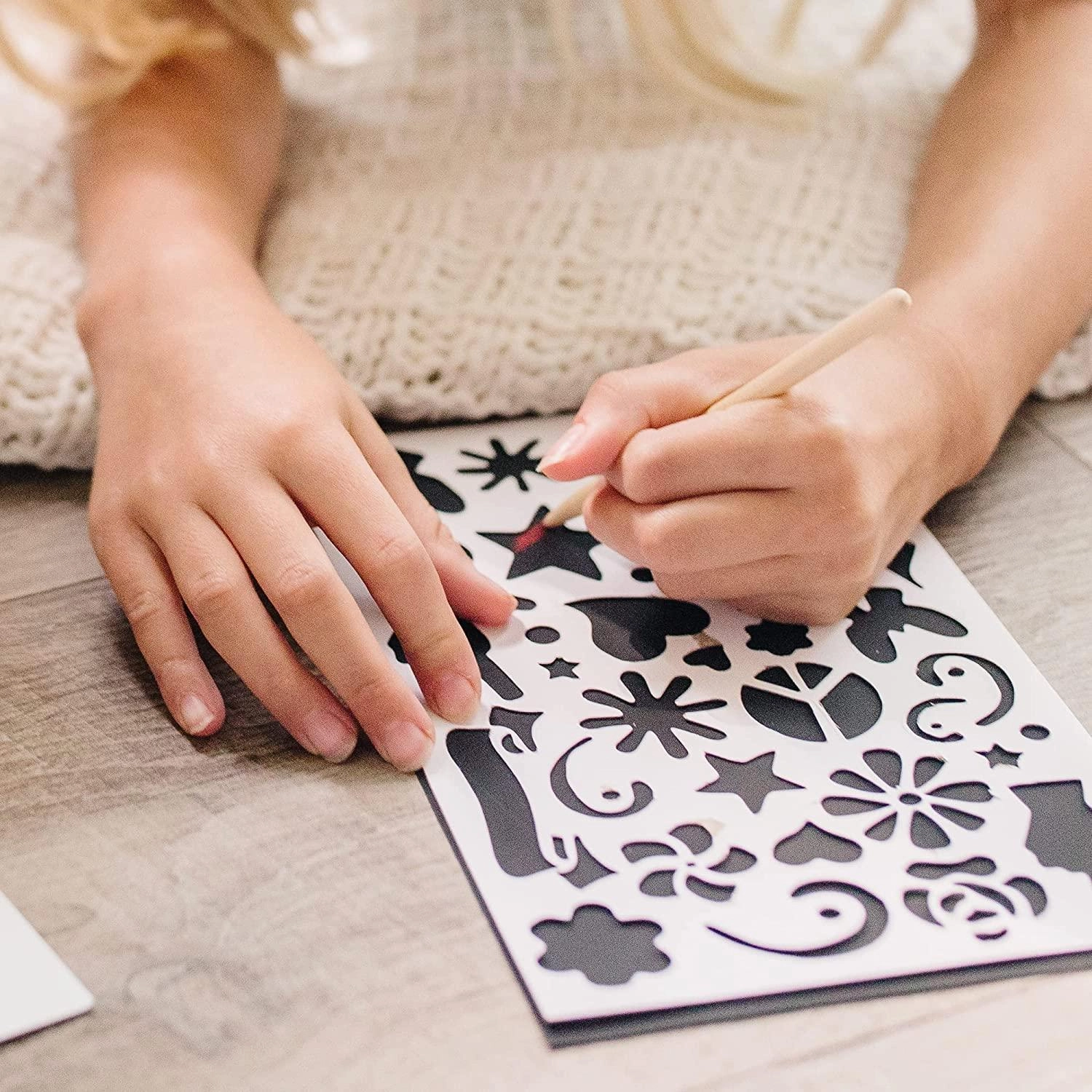 Melissa & Doug Deluxe Scratch Art Set