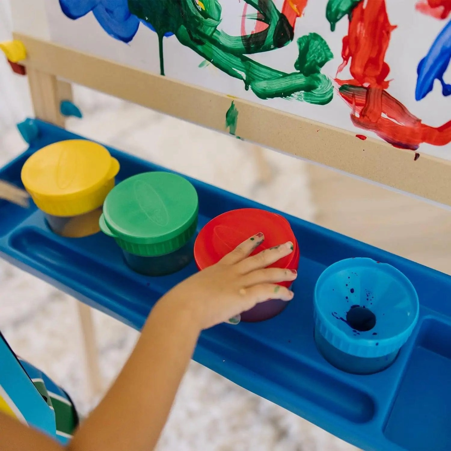 Melissa & Doug Easel Companion Accessory Set