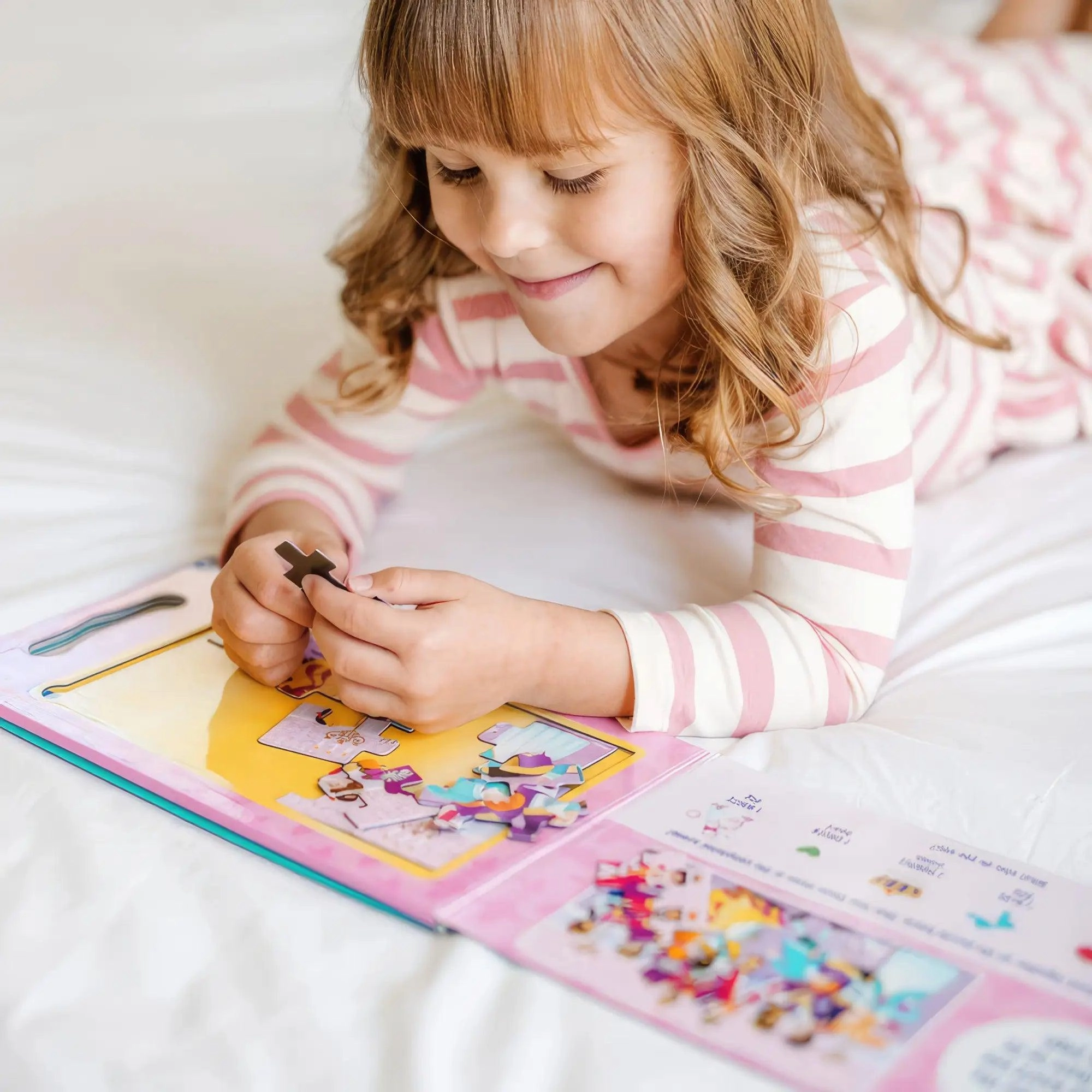 Melissa & Doug Take Along Magnetic Jigsaw Puzzles - Princesses