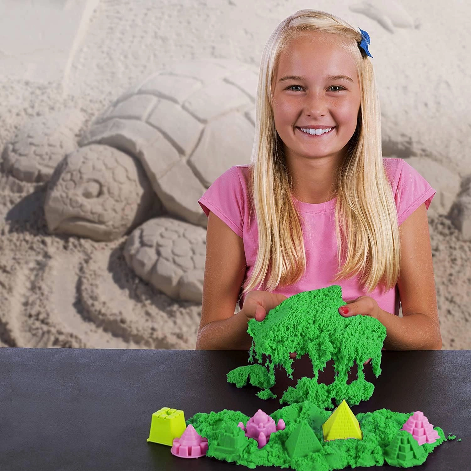National Geographic Green Play Sand 900g with Castle Moulds and Tray, Green