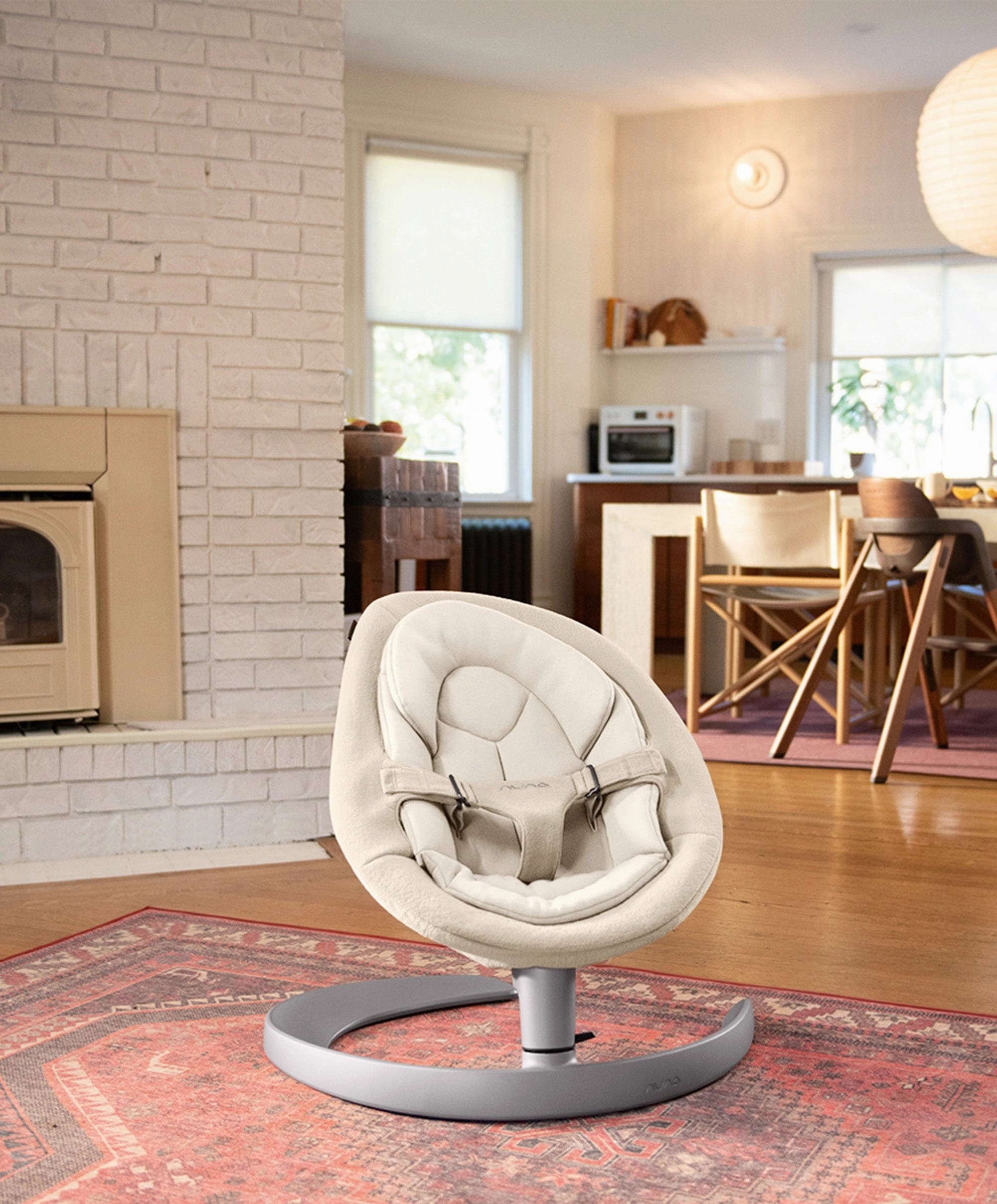 Nuna LEAF Grow Bouncer  Cloud