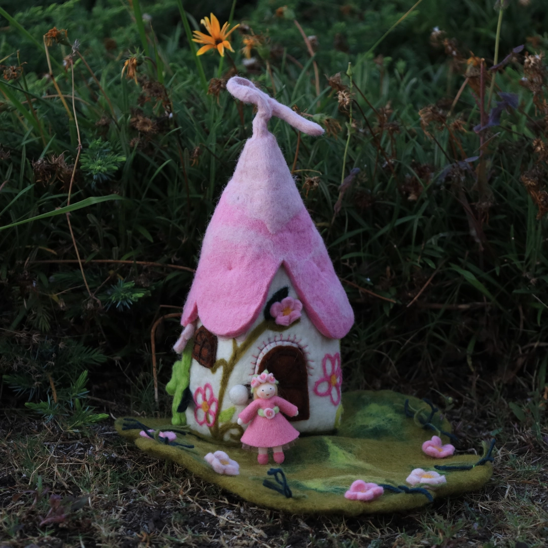 Pink Flower Fairy House and Mat