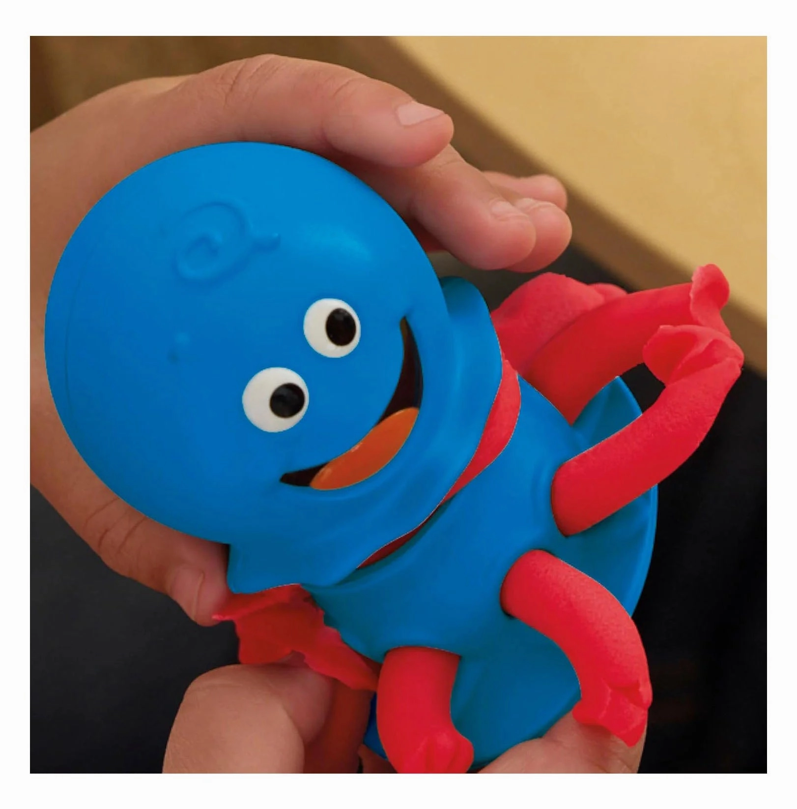 Play-Doh Fold & Go Playmat