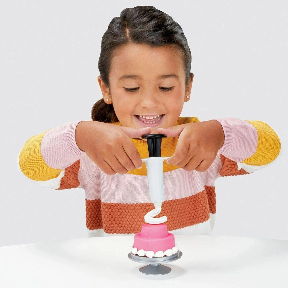 Play-Doh Kitchen Creations Rising Cake Oven Bakery Playset