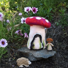 Pre-Order Felt Mushroom Hideaway, Red (Ships around end of June)
