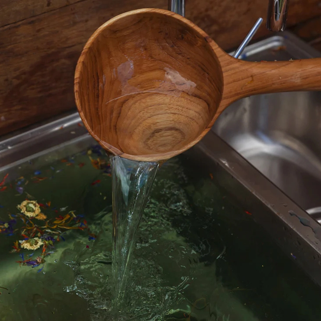 Pre-Order Papoose Traditional Water Scooper (Ships in late June/early July)